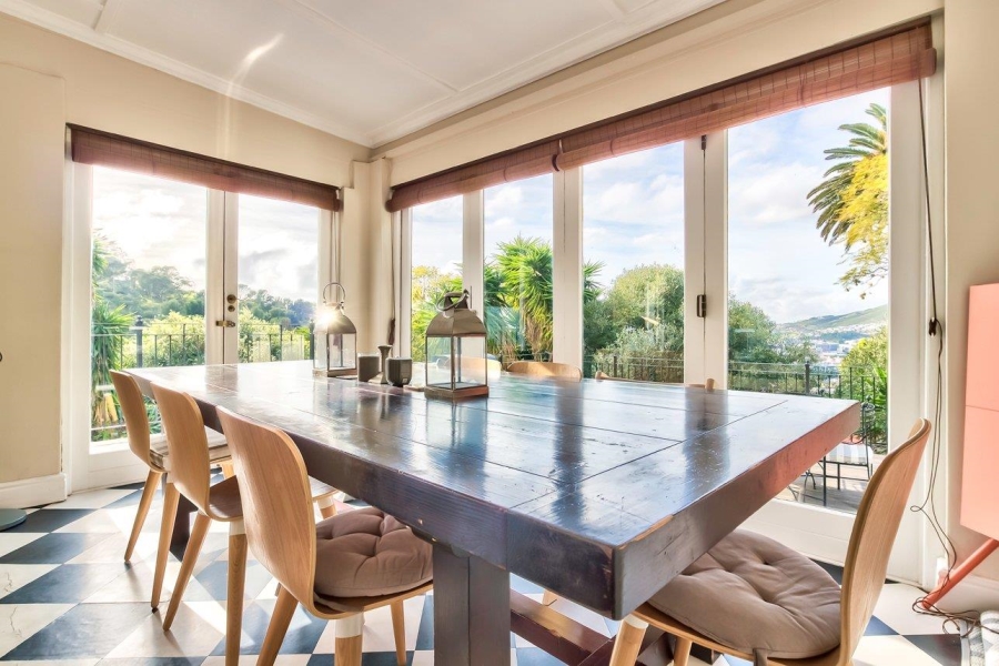 4 Bedroom Property for Sale in Tamboerskloof Western Cape